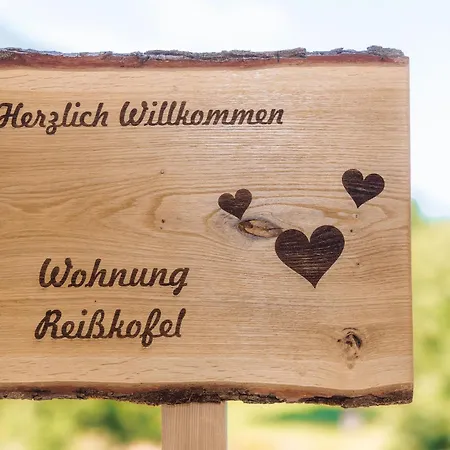 Bauernhof Katin 팜스테이 트로폴라흐