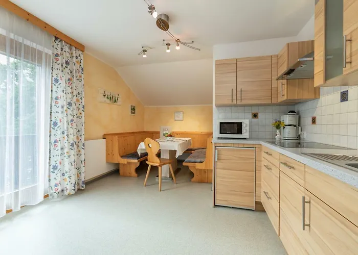 Feriegård Bauernhof Katin *